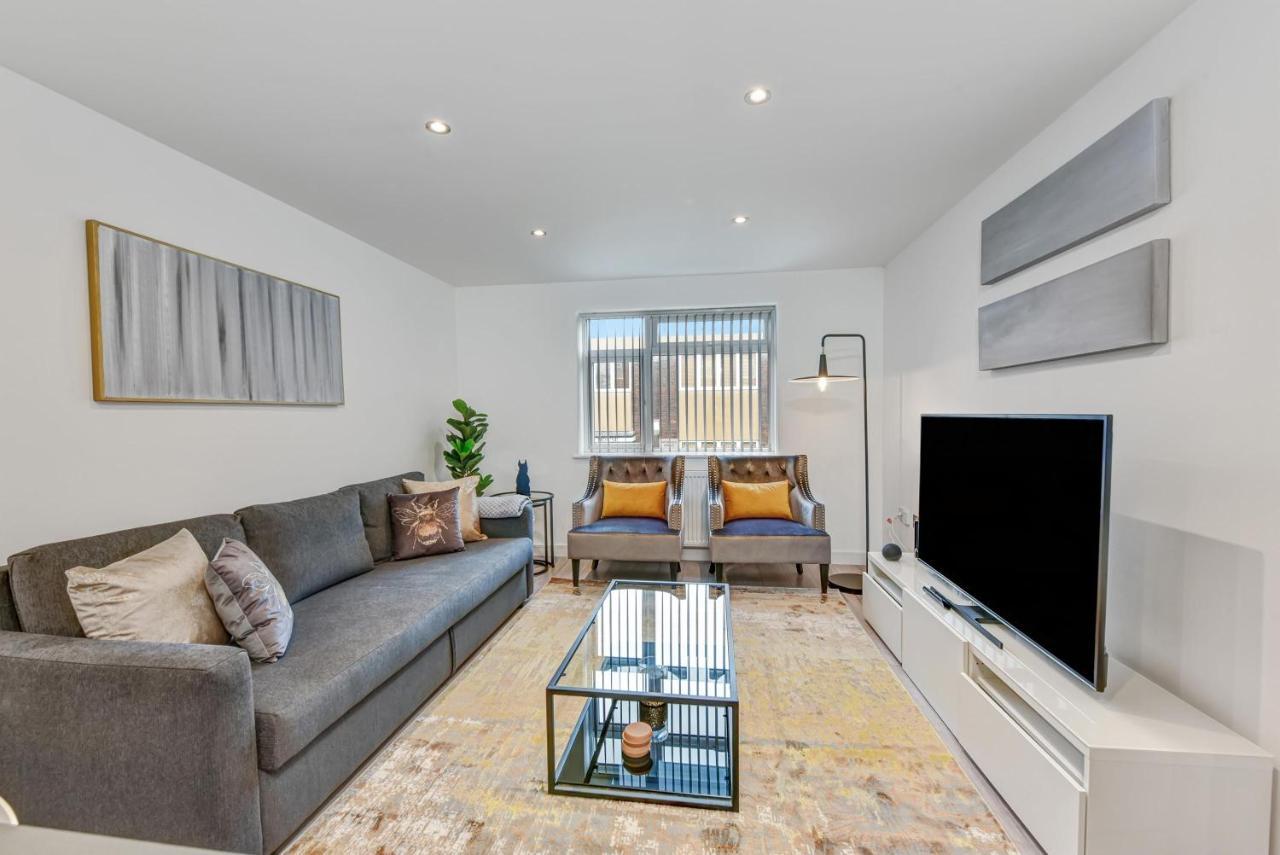 St Martins 2 Bedroom Apartments In Ruislip By 360 Stays Eksteriør bilde