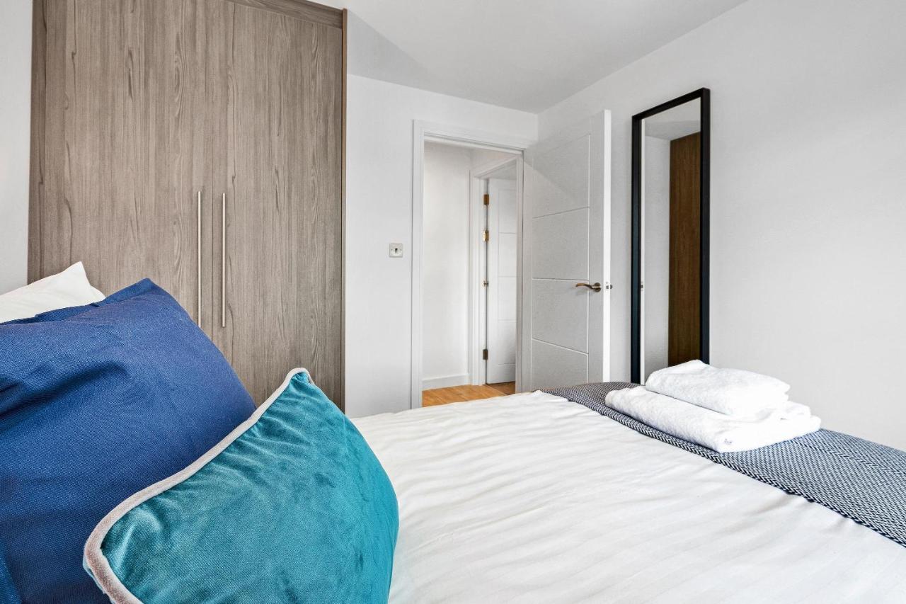 St Martins 2 Bedroom Apartments In Ruislip By 360 Stays Eksteriør bilde