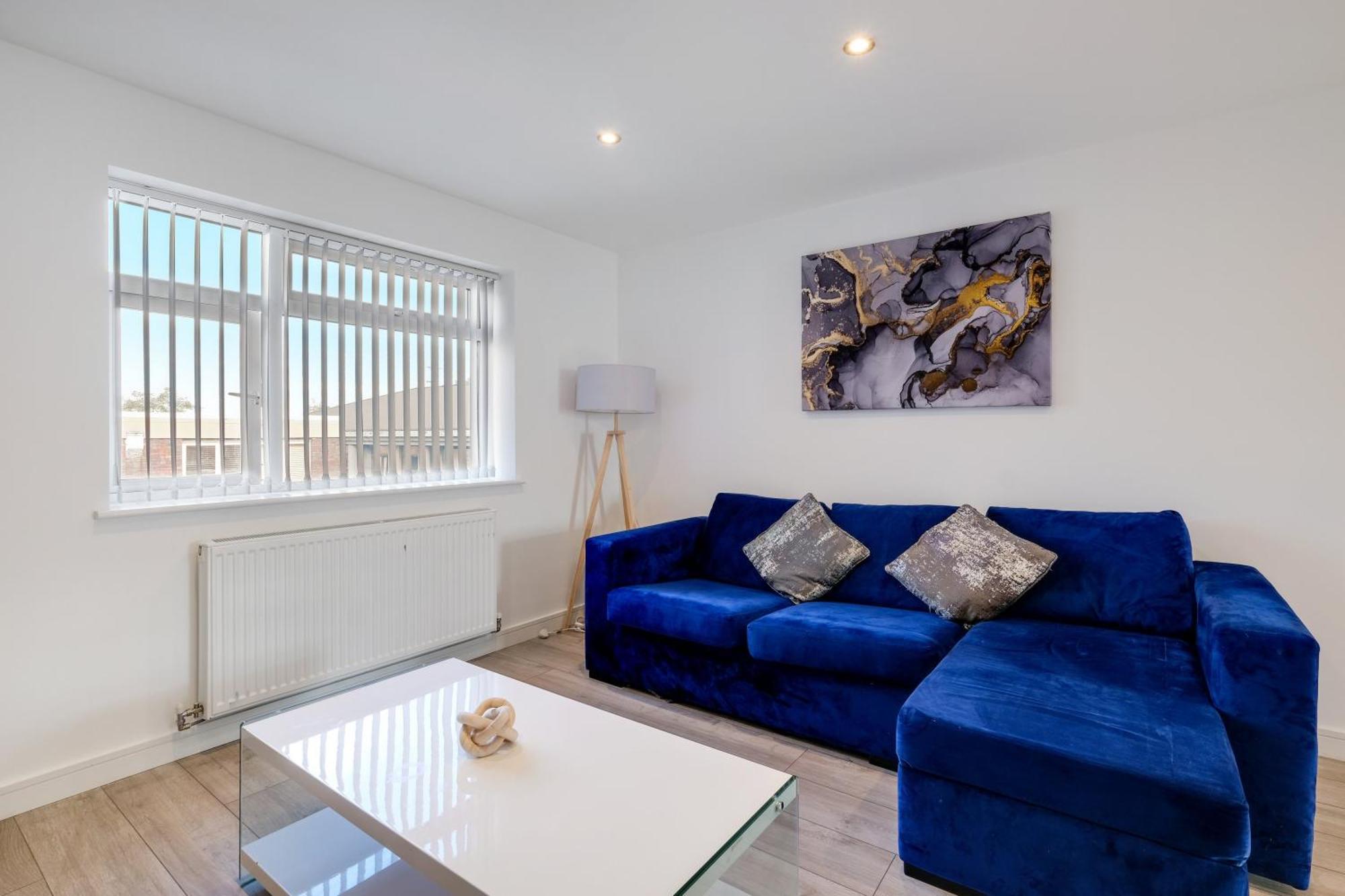 St Martins House Luxury 2 Bedroom Apartments Ruislip By 360Stays Eksteriør bilde